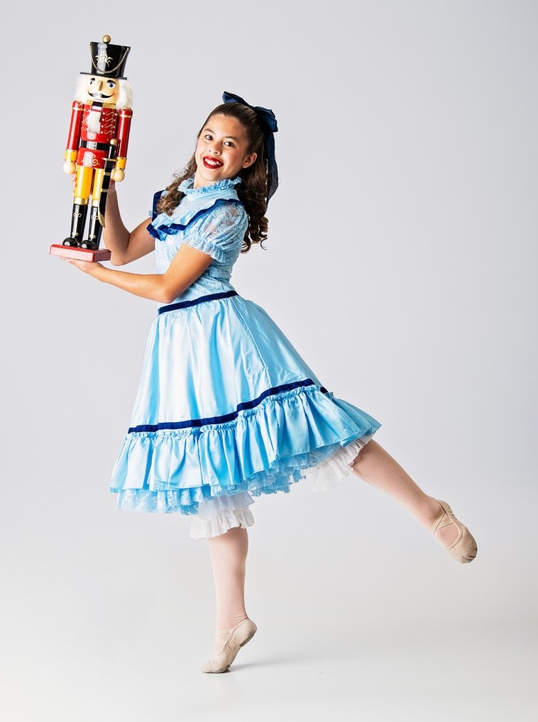 Twin Falls Ballet Company dancer holding a nutcracker